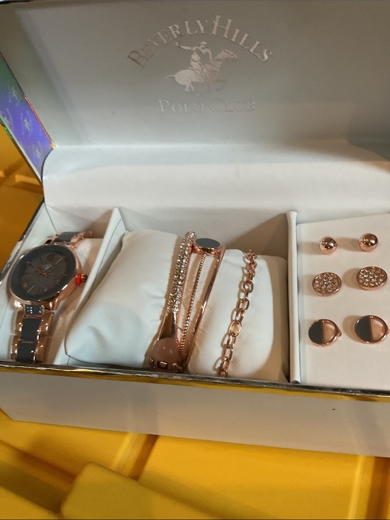 Beverly Hills Polo Club Accessories - Seven pieces set, BEVERLY HILLS POLO CLUB one box only left